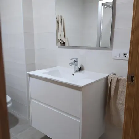 Piso De Alquiler En タピア・デ・カサリエゴ